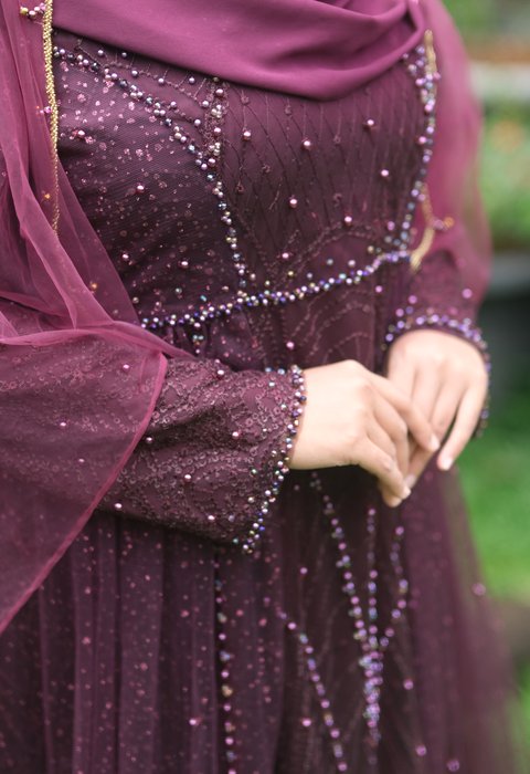 Camellia Burgundy Plus