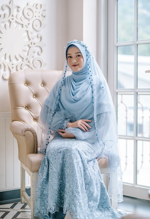 Dress Biru Lengan Balon