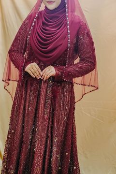 Dress Maroon Cream